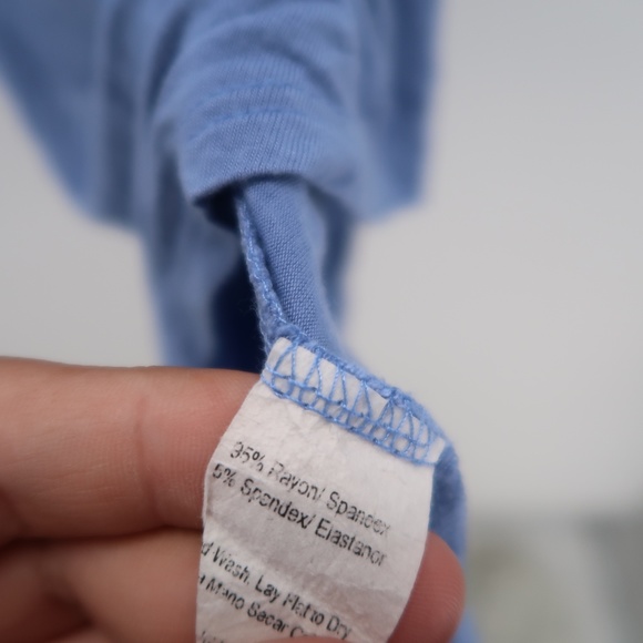 Cris & Carol Short Sleeve Hi-Lo Tee T-Shirt Top - Picture 4 of 5